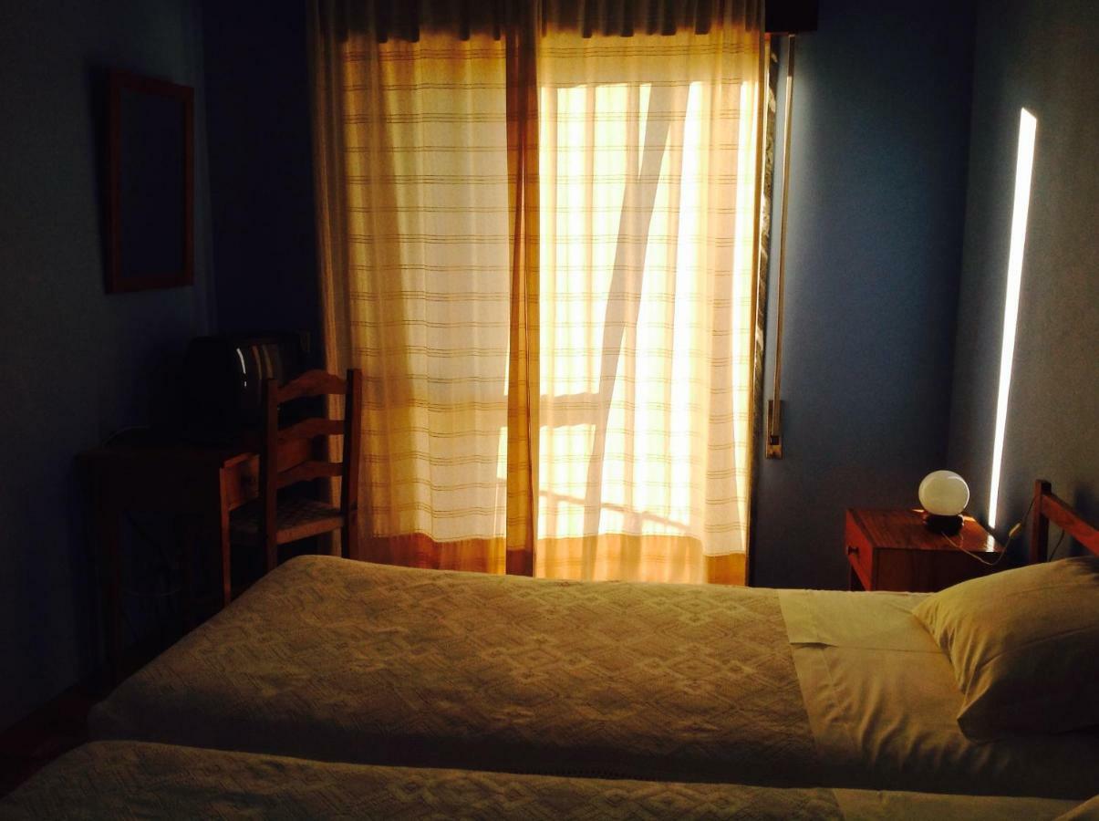 Bed and Breakfast Pensao Algarve Сан-Браш-де-Алпортел Екстер'єр фото